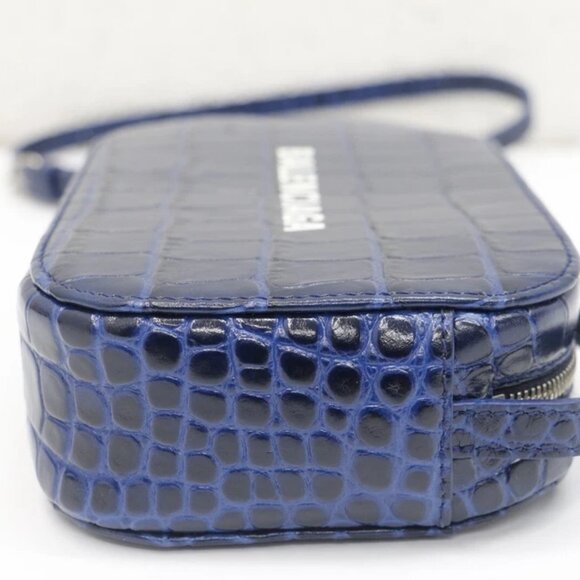 Balenciaga 2020 Embossed XS Camera Bag - Picture 2 of 14